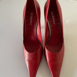 👠BCBG girls red Pumps 👠